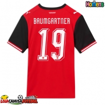 Camisa de Futebol Áustria Christoph Baumgartner #19 Equipamento Principal Mundo 2026 Manga Curta